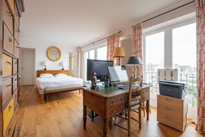 2 Schlafzimmer, Schreibtisch, WLAN, Bettwäsche
