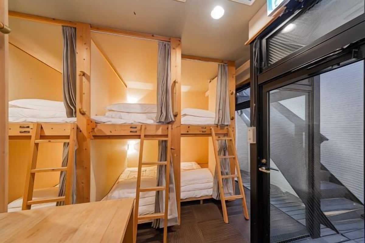 Blackout curtains, bed sheets