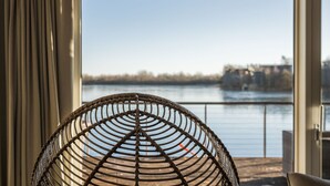 Unclassified image, 4 of 49, button - Welcome to the epitome of lakeside luxury. (Cotswolds)