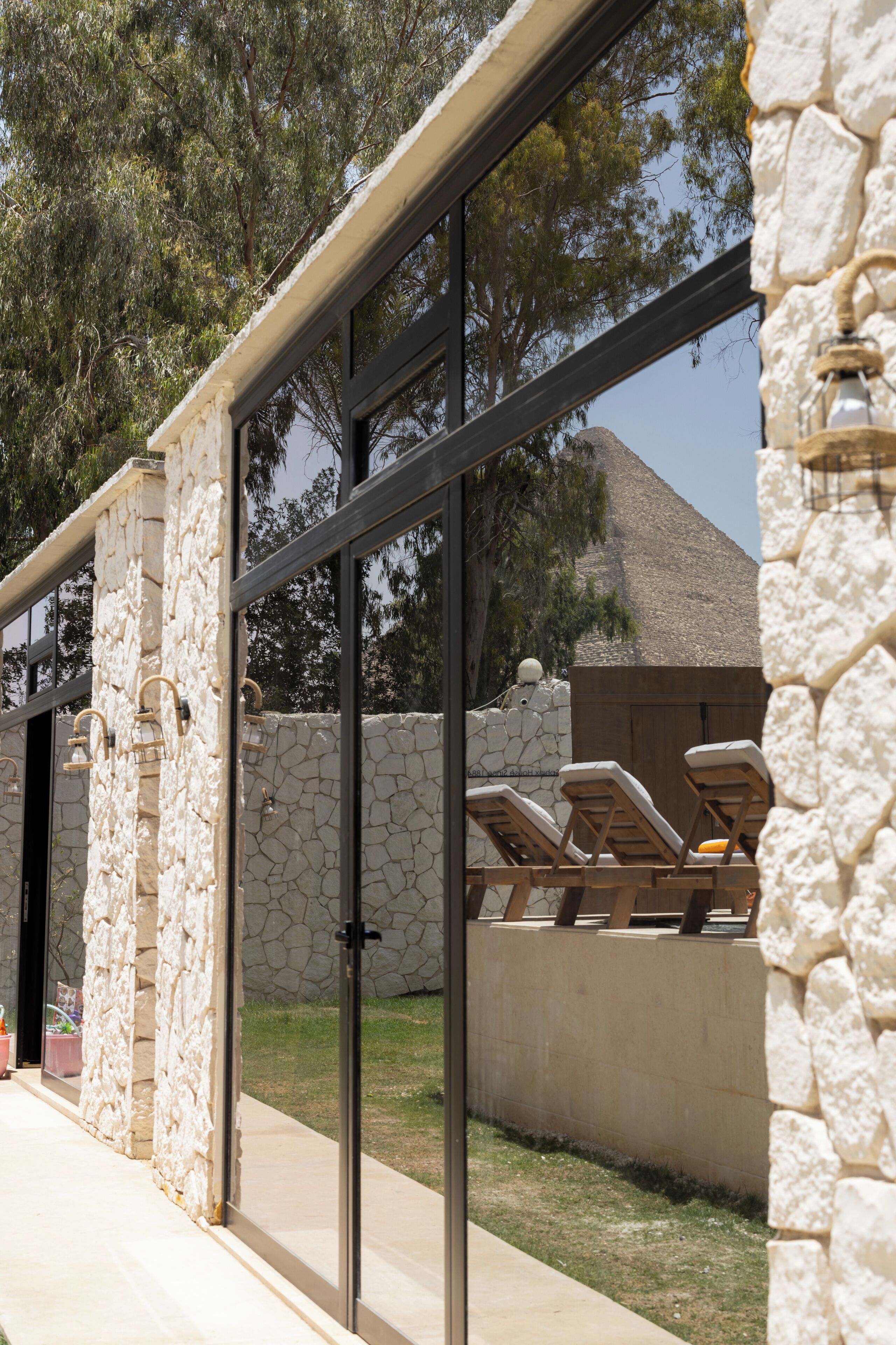 Foto - Sphinx House