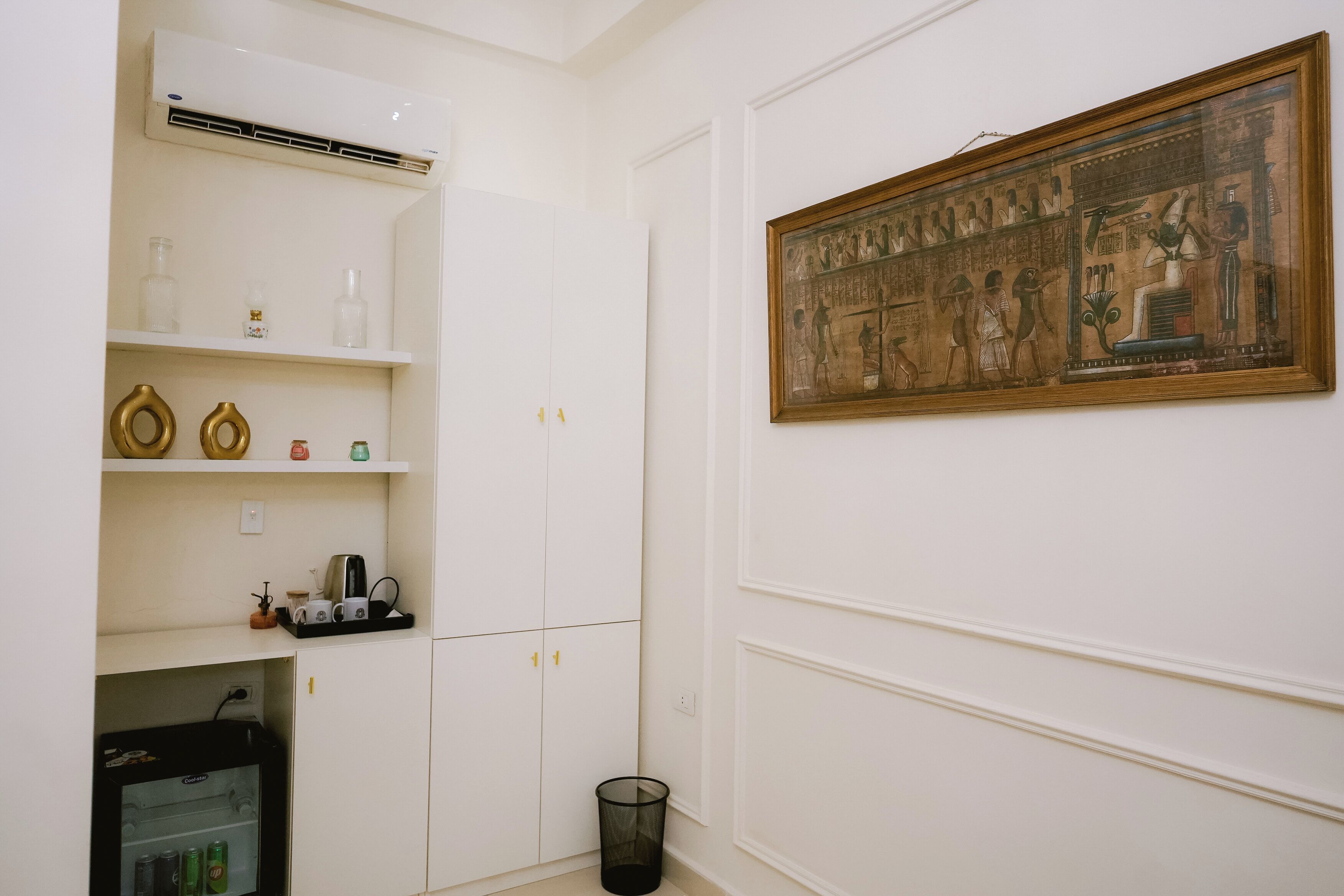 Photo - Sphinx House