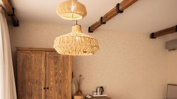 Deluxe-Doppelzimmer, 1 Schlafzimmer, zum Garten hin | Zimmerausstattung