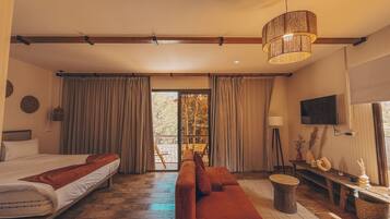 Egyptian cotton sheets, premium bedding, pillowtop beds, minibar