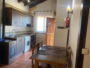 Fridge, microwave, coffee/tea maker, toaster