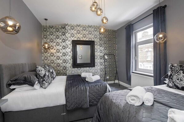 3 bedrooms, iron/ironing board, travel crib, WiFi