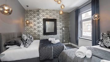 3 bedrooms, iron/ironing board, travel crib, WiFi