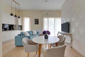 클래식 아파트 | 고급 침구, 다리미/다리미판, 무료 WiFi, 침대 시트