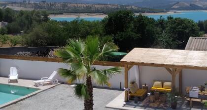 Condo Entero en Pantano de los Bermejales