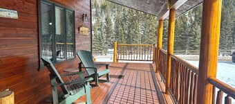 The Mountain House in Valley of the Pines