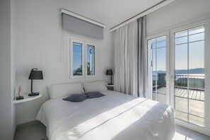 Villa | 5 bedrooms, iron/ironing board, free WiFi, bed sheets - Methoni Paradise Villa for 10 & Pool (Pylos-Nestoras)