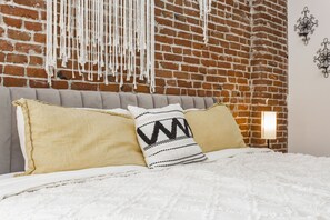 1 chambre, fer et planche à repasser, lit parapluie, Wi-Fi gratuit