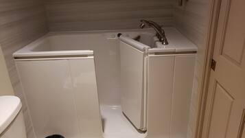 Bain à remous intérieur