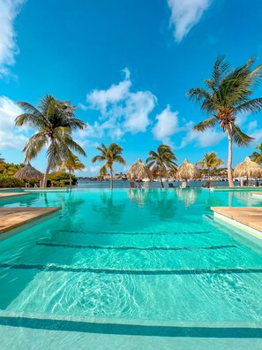 Udendørs pool
