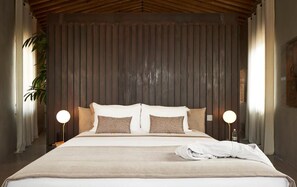 Deluxe Suite | 1 bedroom, Egyptian cotton sheets, premium bedding, down comforters - Fornace Suite (Florence)