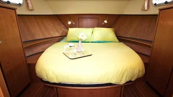 Eclipse | 2 bedrooms, WiFi, bed sheets