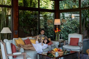 Casa Amana Three Bedroom | Wohnbereich