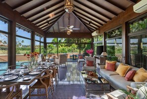Casa Amana Four Bedroom | Vardagsrum | Platt-tv