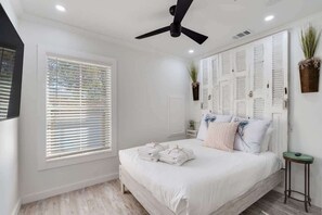 1 soverom, strykejern/-brett, wi-fi (inkludert) og sengetøy