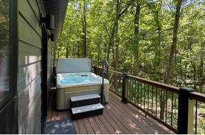 Terrace/patio - Romantic 1BR Cabin w/ Hot Tub Near Carbondale (Carbondale)