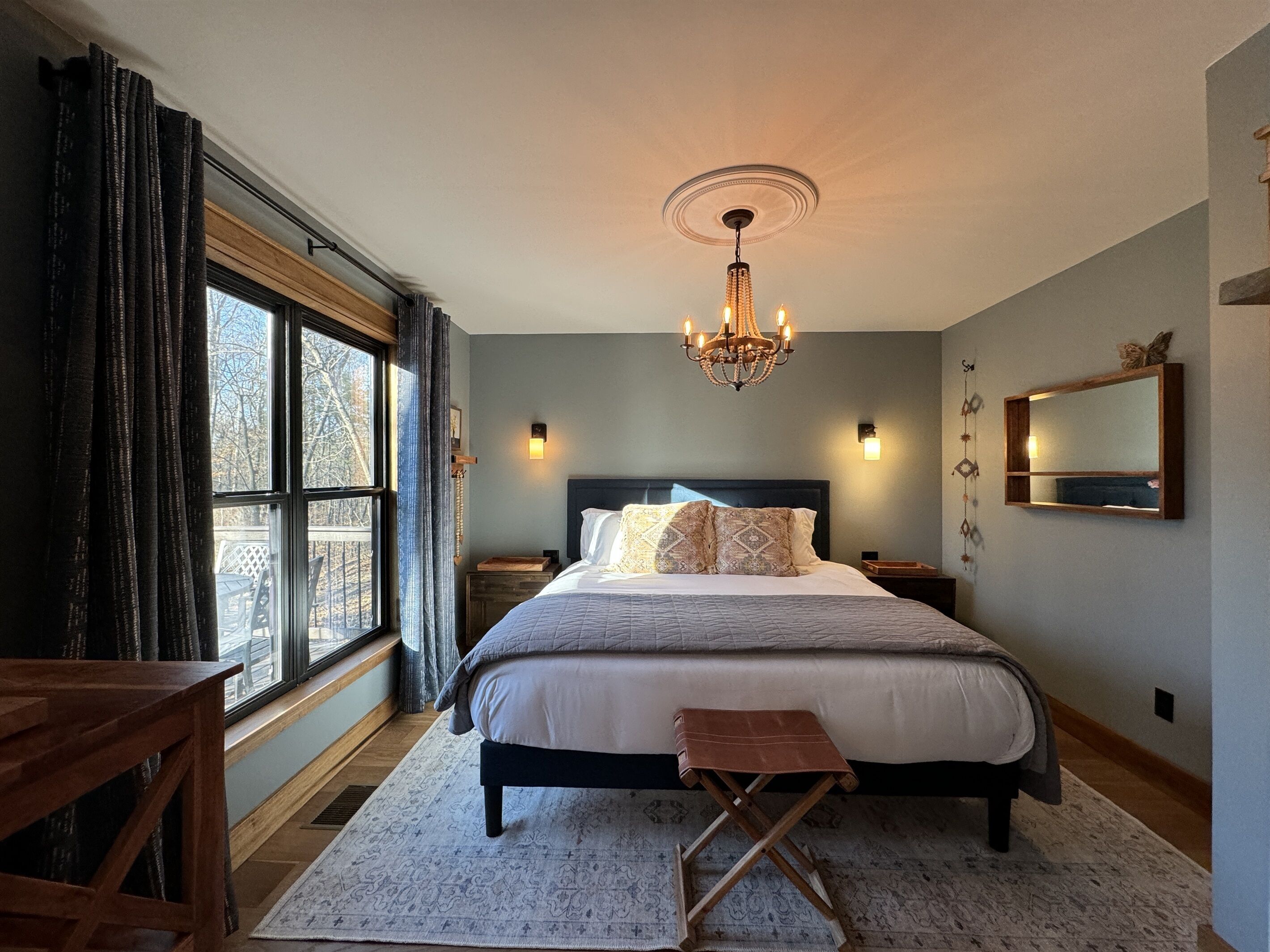 1 slaapkamer, een strijkplank/strijkijzer, gratis wifi, beddengoed