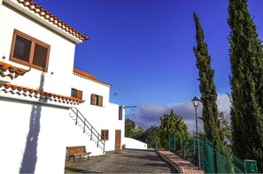 Exterior - B- Apartamento Superior (Moya)