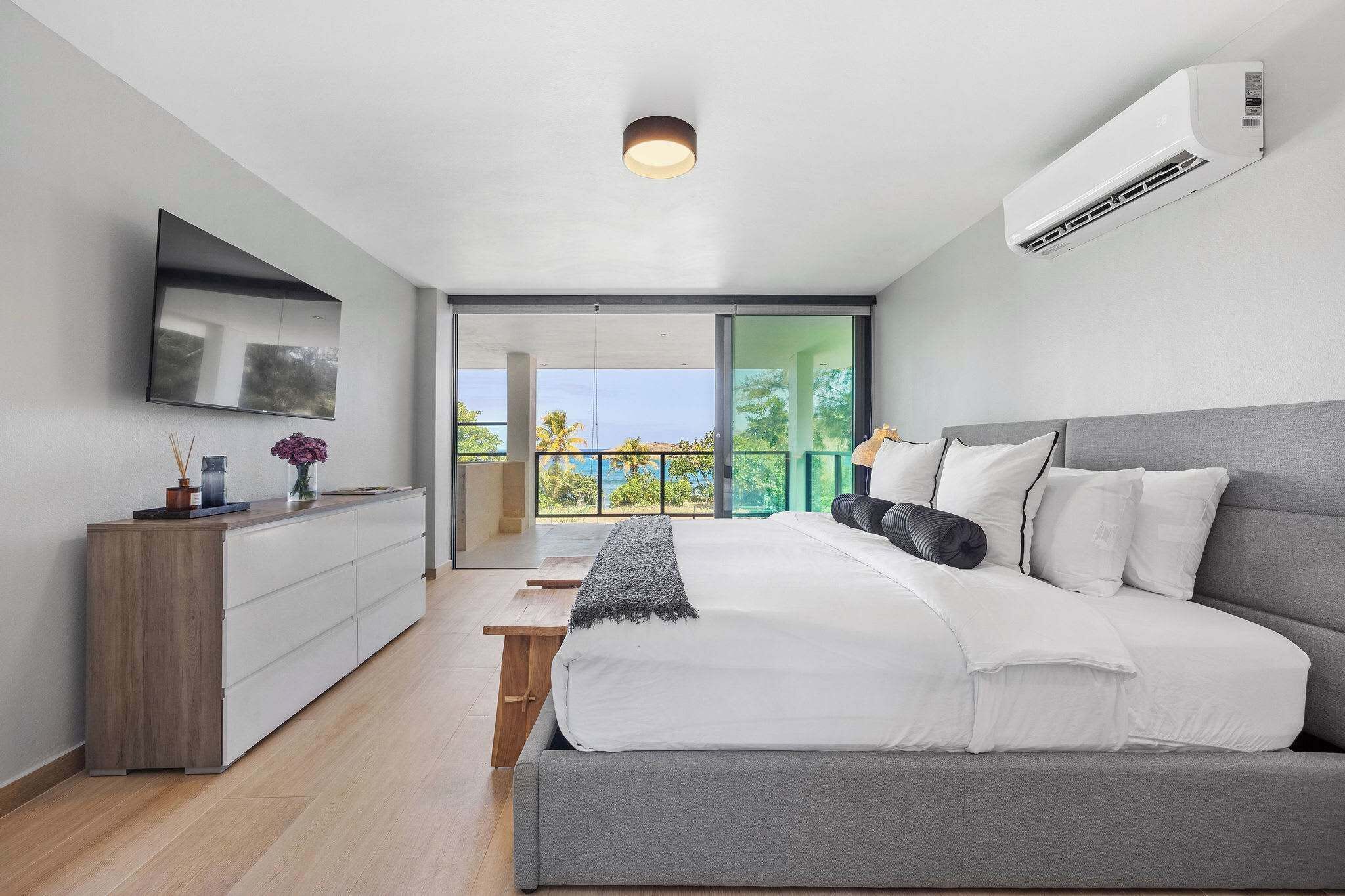 3 bedrooms, iron/ironing board, travel cot, WiFi