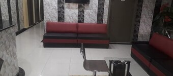 โรงแรมบัตท์ นารอวัล