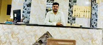 Butt Hotel Narowal