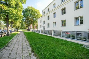 Property grounds - Rycerska 5 | Functional Studio | SmartTV (Poznan)