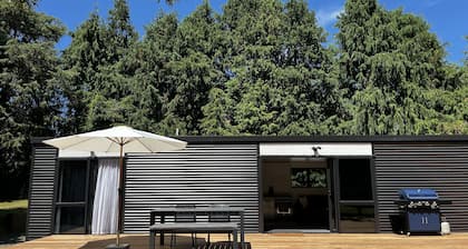 Pond Road Park - Raglan
Newly open 2024 (Boats welcome)