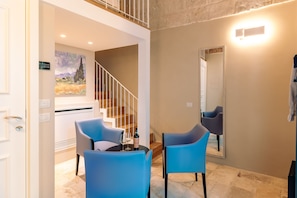 Superior Suite | Living area