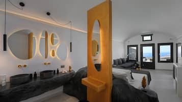 Kostenlose Toilettenartikel, Haartrockner, Bademäntel, Hausschuhe