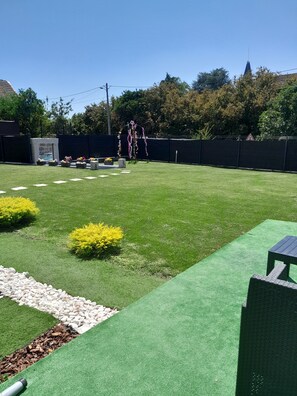 Property grounds - Linda Casa com Piscina, Hidromassagem e Minigolf Para Relaxar (Santar)