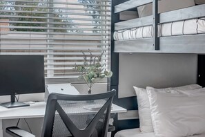 3 chambres, bureau, fer et planche à repasser, Wi-Fi