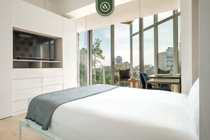 1 bedroom, desk, travel cot, WiFi - New 1BR Condo in Front of Cibeles - Roma - Condesa (Mexico City)