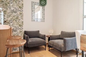 Interior - New 1BR Condo in Front of Cibeles - Roma - Condesa (Mexico City)