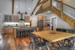 Dining - New Listing! Private Hot Tub-Overlooking River-Custom Built Mountain Retreat (South Fork)