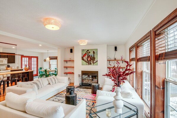 House (5 Bedrooms) | Front of property