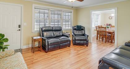 Charming Milton Home w/ Porch - 5 Mi to Vir!
