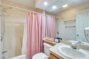 Interior - 'cozy Cove' Near Waterparks, Zip Line, Ski & More (Tannersville)