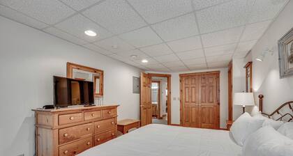 Jay Peak Resort Vacation Rental: Ski-in/ski-out!