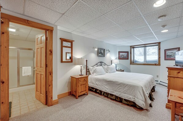 Apartment (2 Bedrooms) | Interior - Jay Peak Resort Vacation Rental: Ski-in/ski-out! (North Troy)