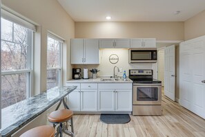 Apartment (1 Bedroom) | Interior