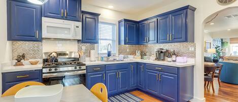 Cottage (2 Bedrooms) | Interior