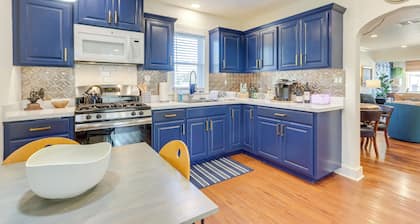 Chic Joplin Cottage w/ Patio < 3 Mi to Town!