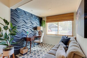 Cottage (2 Bedrooms) | Interior