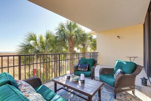 Apartment (2 Bedrooms) | Interior - Dauphin Island Condo: Beach & Hot Tub Access! (Dauphin Island)