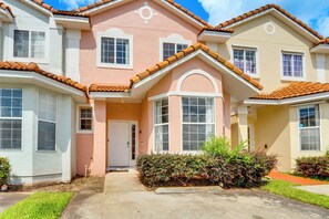 Apartment (3 Bedrooms) | Interior - 10 Mi to Wdw: Gated Townhome w/ Themed Rooms! (Kissimmee)