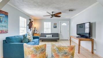 Rumah (3 Bedrooms) | Bagian depan properti