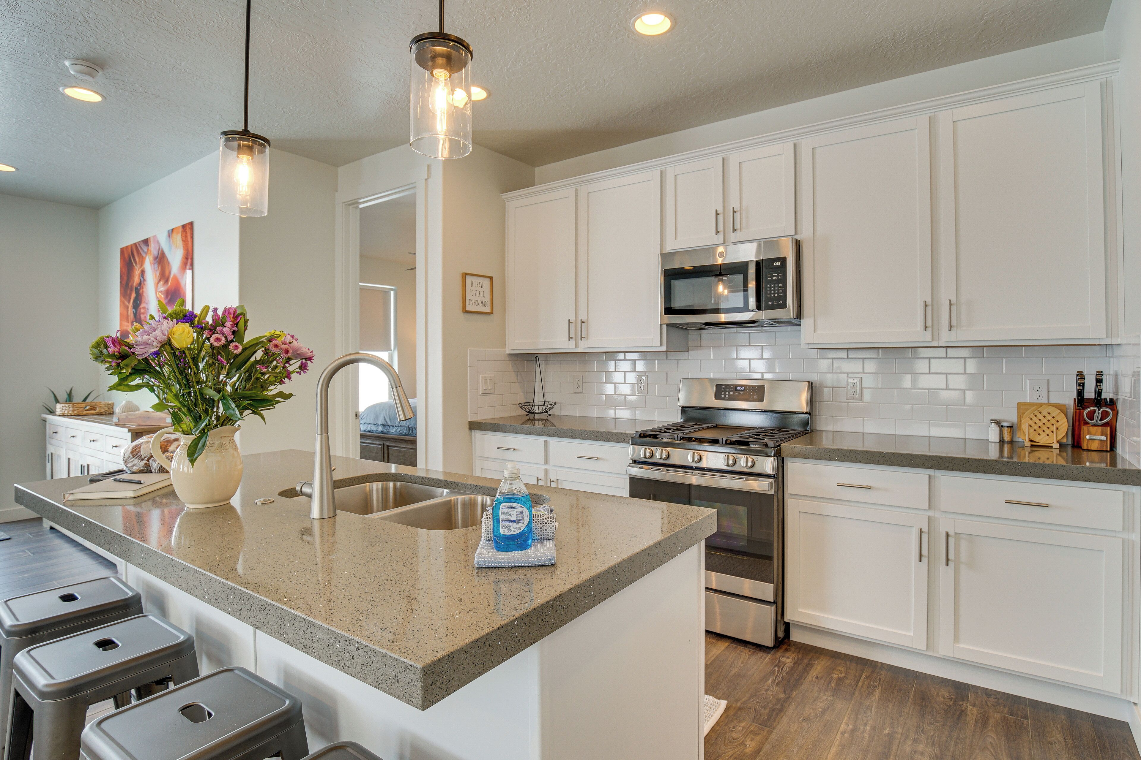 House (4 Bedrooms) | Interior